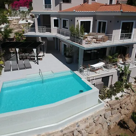 Ultimate Luxury Dream With 7 Bedrooms, Gym, And Infinity Pool 마르베야