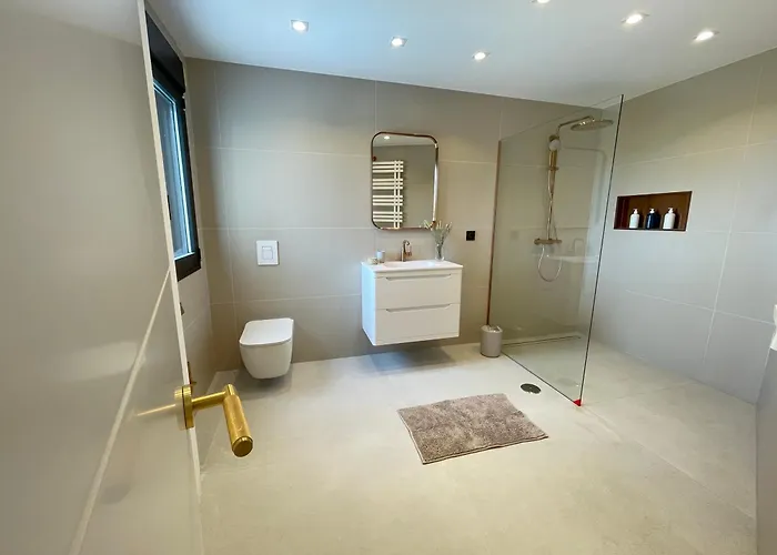 빌라 Ultimate Luxury Dream With 7 Bedrooms, Gym, And Infinity Pool *