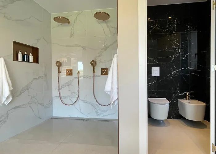 Ultimate Luxury Dream With 7 Bedrooms, Gym, And Infinity Pool *