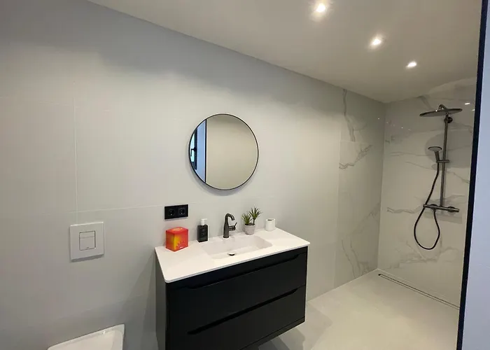 Ultimate Luxury Dream With 7 Bedrooms, Gym, And Infinity Pool Вілла Марбелья