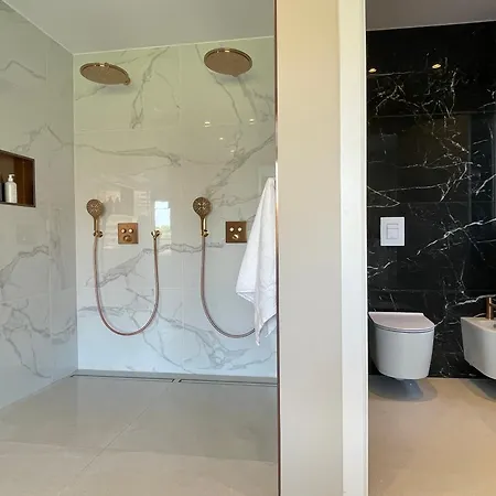 Ultimate Luxury Dream With 7 Bedrooms, Gym, And Infinity Pool *