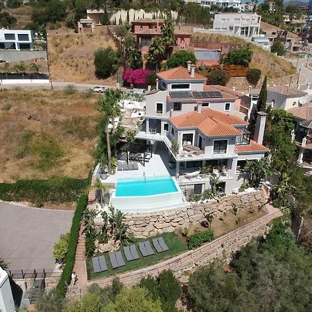 Vila Ultimate Luxury Dream With 7 Bedrooms, Gym, And Infinity Pool Marbella