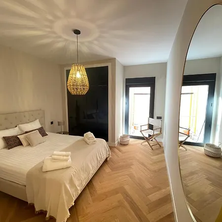 Ultimate Luxury Dream With 7 Bedrooms, Gym, And Infinity Pool Marbella